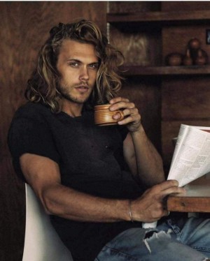 Dilavo - Кастинг Реклама Телефонов, Видеоролик,  требуются мужчины, возраст 27 - 30 лет, гонорар 40 000, приём заявок до 03.09.2018 18:00