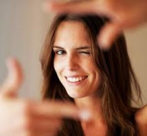 Dilavo - Кастинг Ведущая видео-трансляций, Реалити-шоу,  требуются женщины, возраст 18 - 30 лет, гонорар 13800 рублей, приём заявок до 19.08.2016 11:00