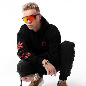 Dilavo - Кастинг Рекламный ролик Ozon, Видеоролик,  требуются мужчины, возраст 20 - 28 лет, гонорар 50000 рублей, приём заявок до 09.01.2020 11:00