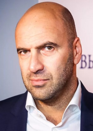 Dilavo - Кастинг банк, Видеоролик,  требуются мужчины, возраст 30 - 55 лет, гонорар 7000 рублей, приём заявок до 25.03.2019 00:00