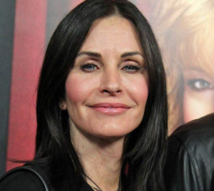 Dilavo - Кастинг Реклама Каршеринга, Видеоролик,  требуются женщины, возраст 45 - 50 лет, гонорар 12 000, приём заявок до 07.11.2018 00:00